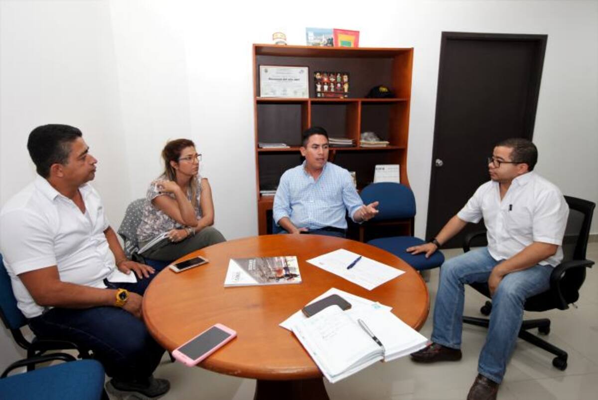 Este lunes, el equipo de Transcaribe, el delegado del Mintransporte y la comunidad, se reunirán con el alcalde de Turbaco. Aroldo Mestre Alcántara- El Universal.