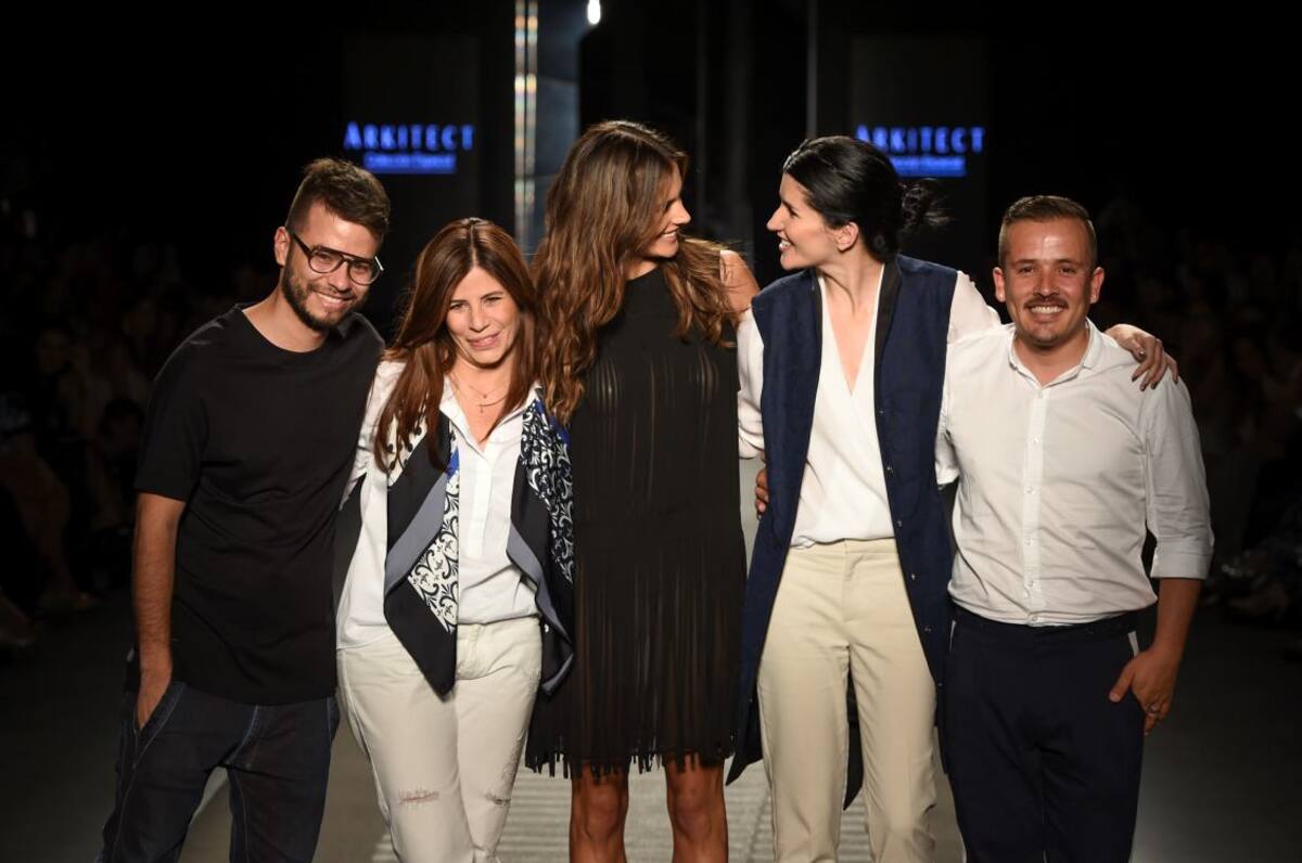 Camilo Álvarez, Renata Lozano, Alessandra Ambrosio, Isabel Henao y Jorge Duque. Cortesía Inexmoda - Cámara Lúcida