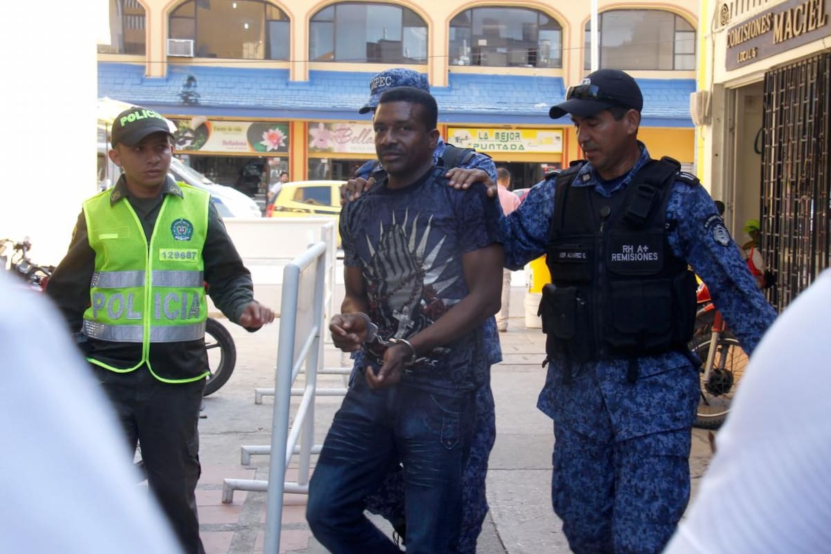 Condenan a asesino del escritor Alberto Sierra