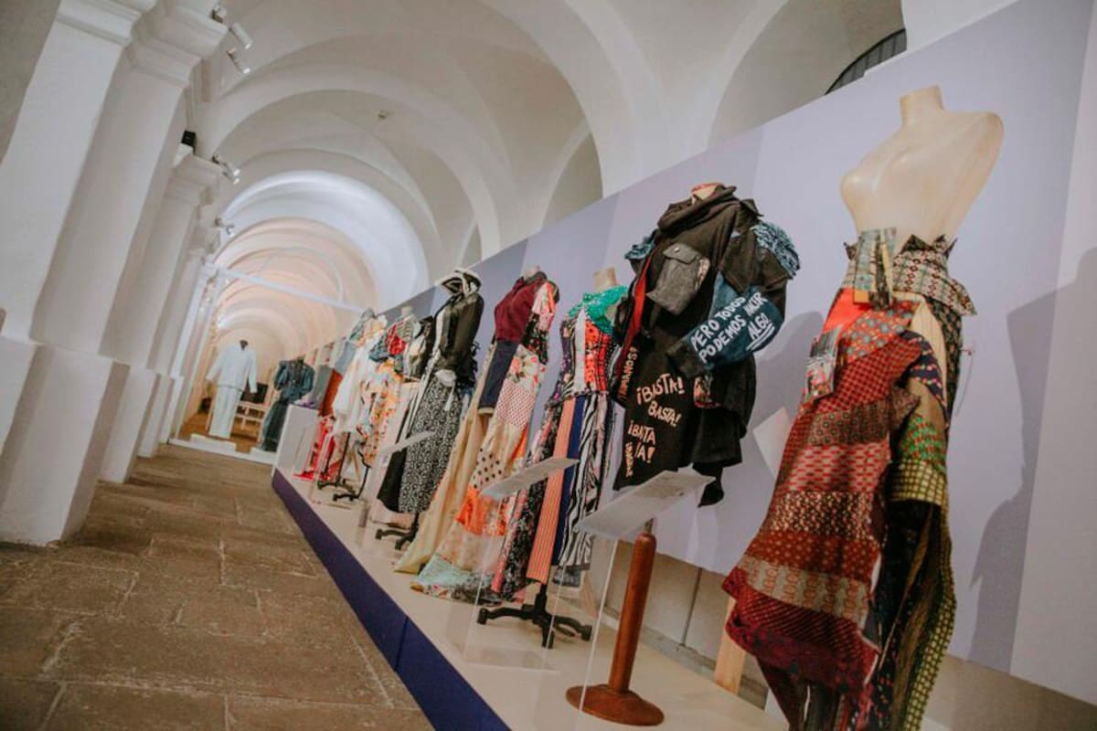Fotos: Ropa de segunda inspirada en el Liqui-liqui de García Márquez