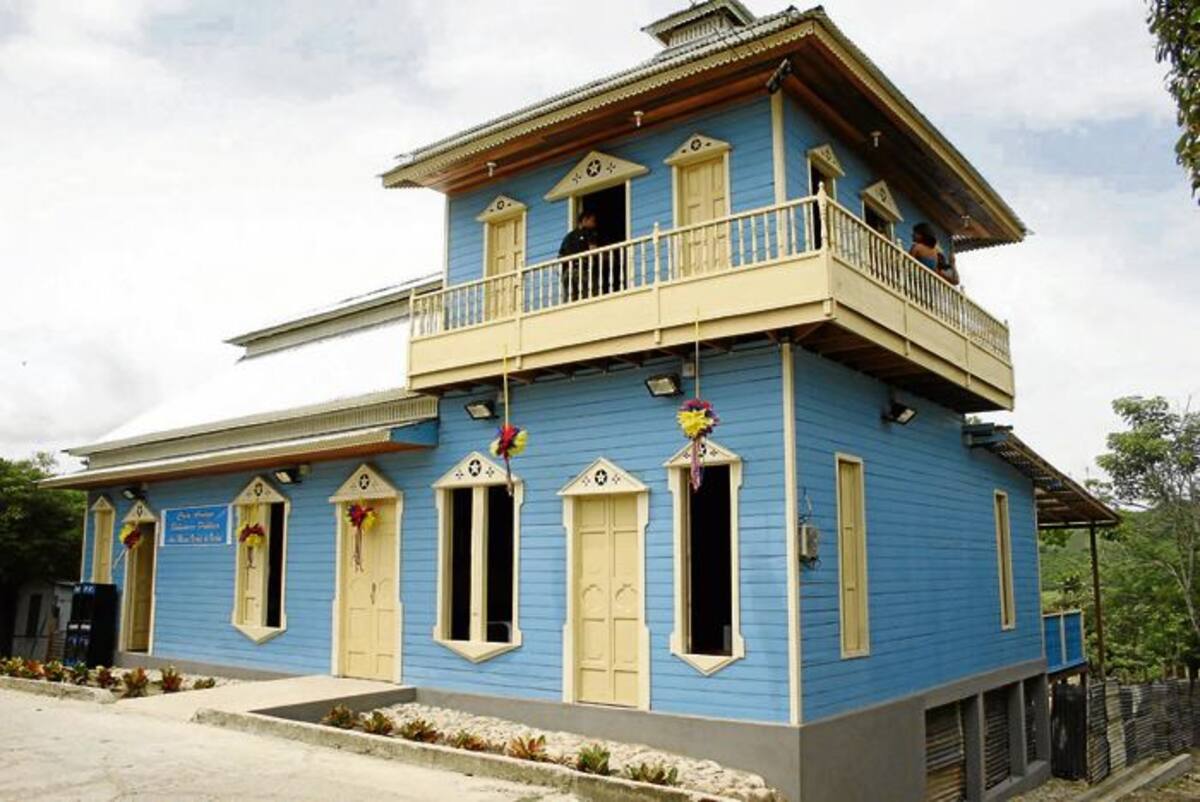 Las casas de Colosó llaman la atención por su arquitectura en madera.