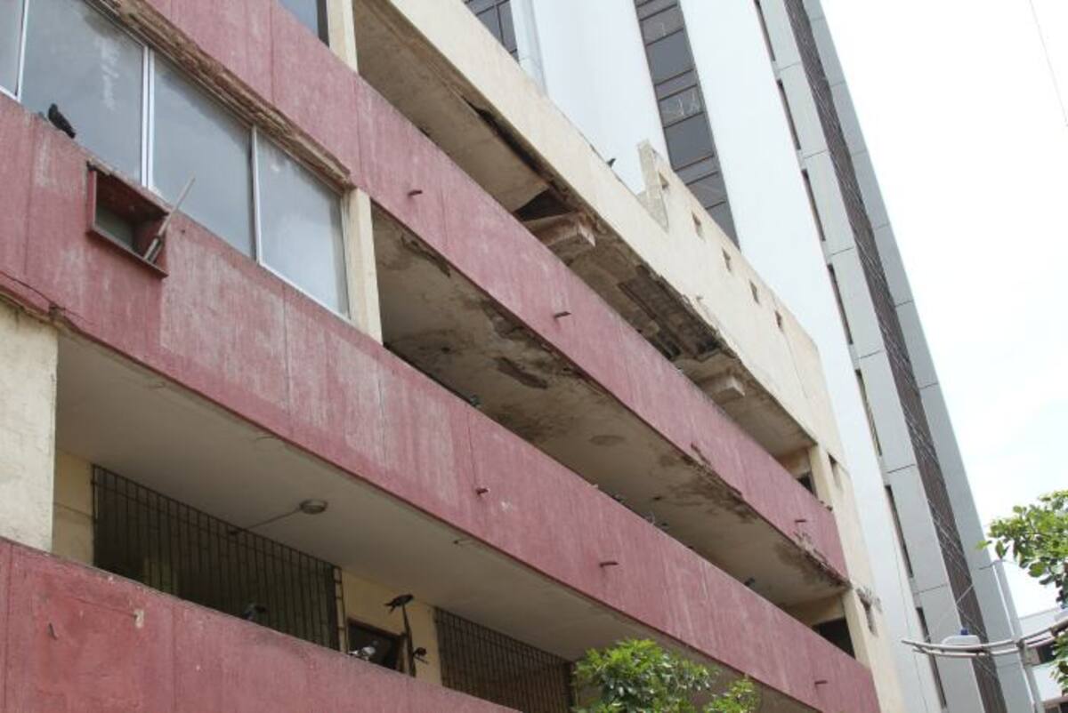 El edificio fue diseñado en 1972, construido en 1973 e inaugurado en 1974. En 2007, el Distrito lo adquirió por cerca de 900 millones de pesos. Óscar Díaz-El Universal