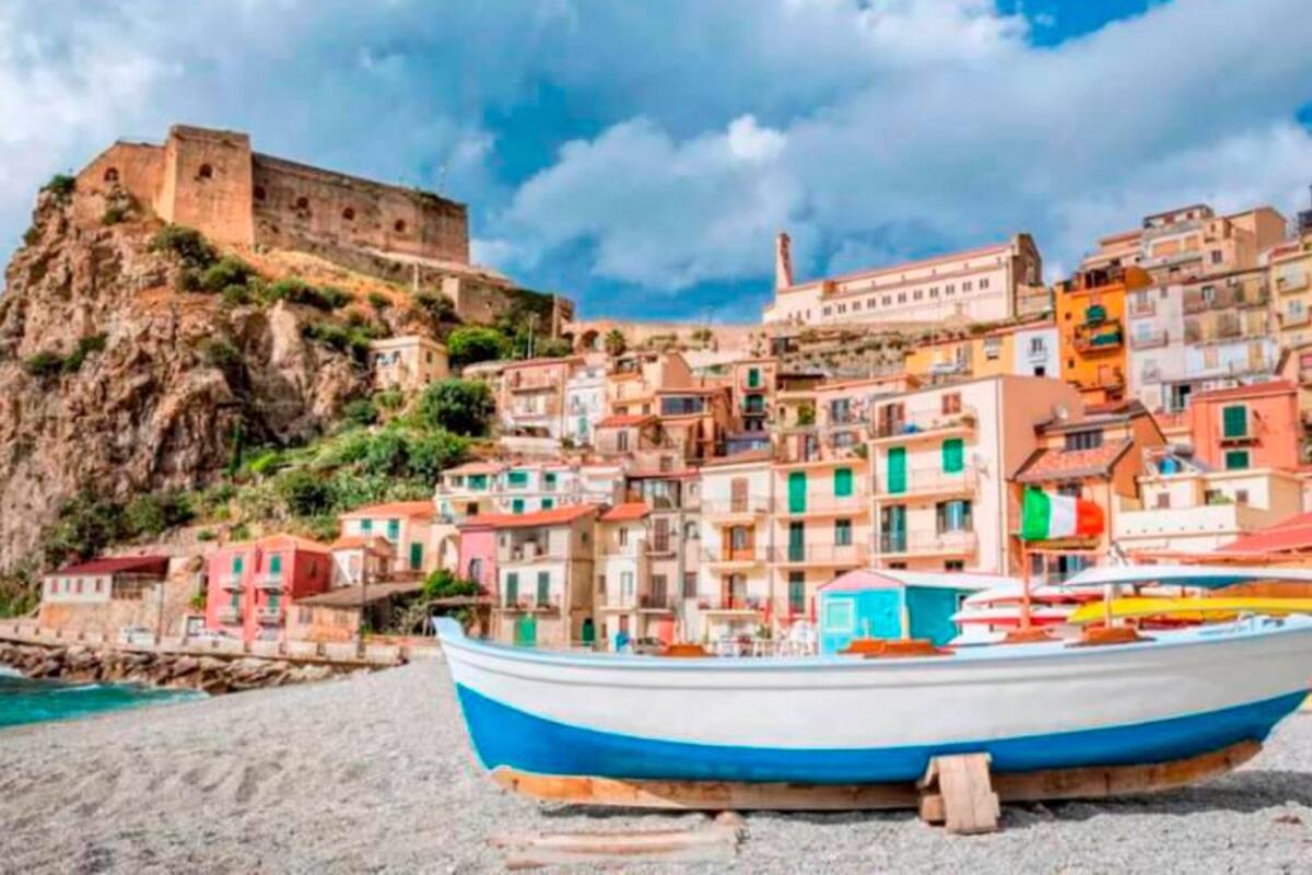 Los pueblos de Italia que pagan más de $100 millones por vivir allí