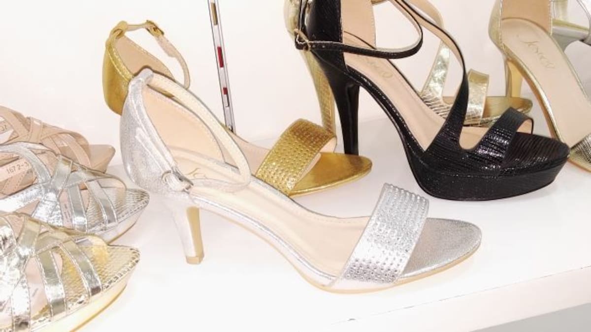 Dentro de la canasta básica de los cartageneros, el calzado solo pesa el 0.45%. ARCHIVO – EL UNIVERSAL.