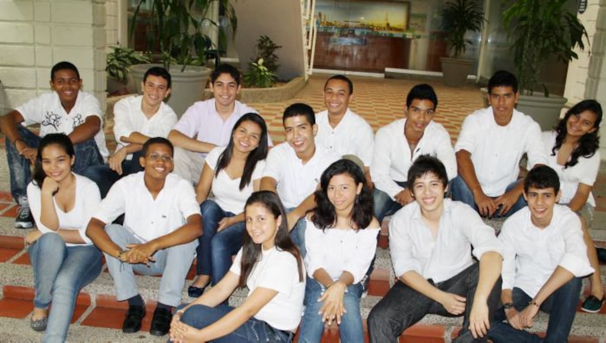 A 401 jóvenes asciende hoy el número de beneficiados con becas hasta del 100% de los ocho departamentos del Caribe colombiano CORTESÍA