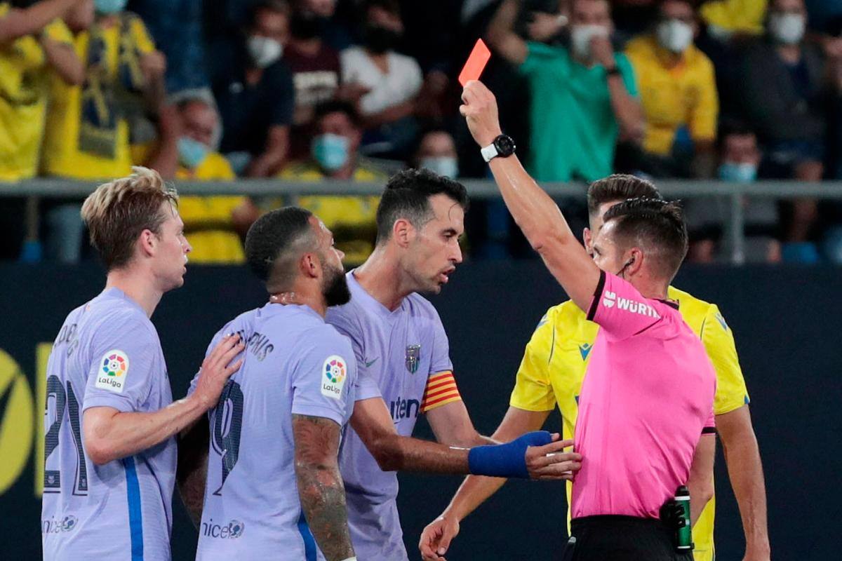 Barcelona no es capaz de superar al Cádiz y sigue regalando puntos