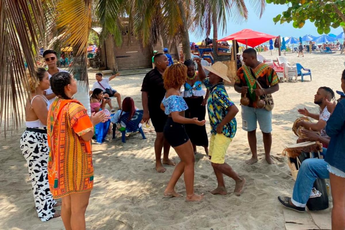 El bullerengue se tomó las playas de Bocagrande