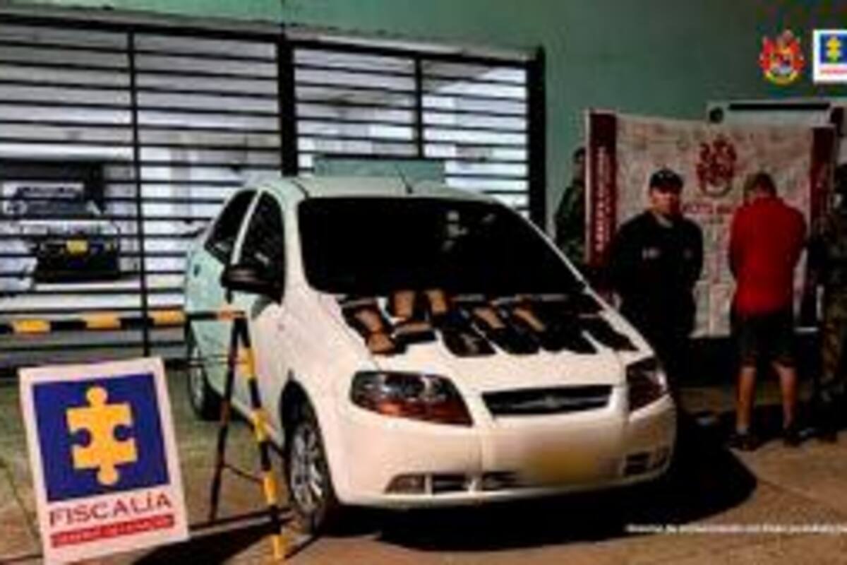 Transportaba 9 kilos de cocaína y es capturado en flagrancia