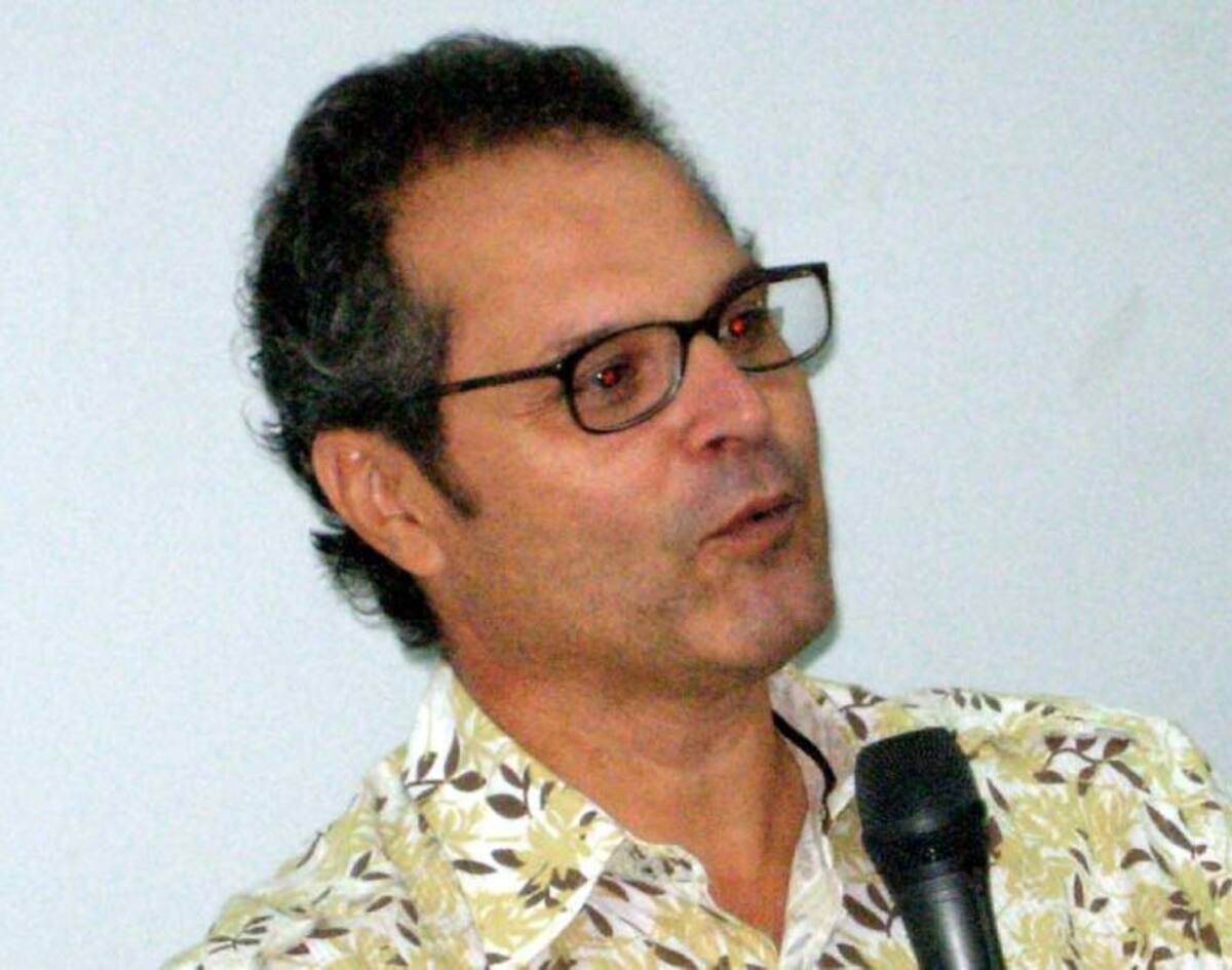 Ernesto McCausland.