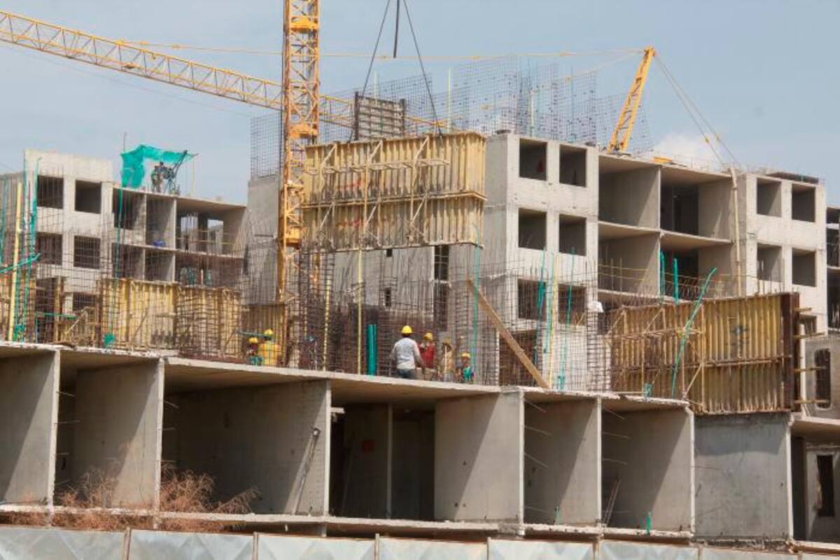 Piden acciones para no reducir actividad edificadora en Bolívar