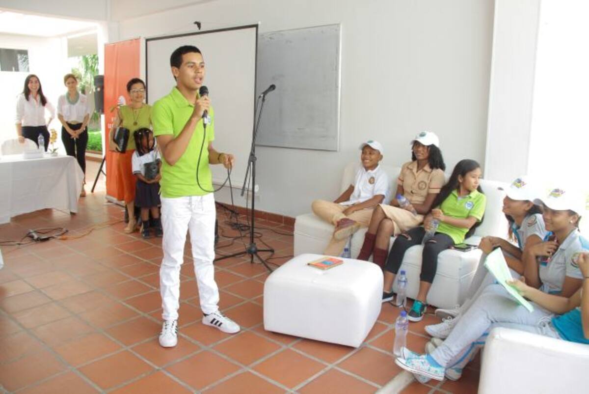 Verde Vivo está en 135 colegios de 29 municipios en 8 departamentos de Colombia, de él se benefician 48 mil estudiantes y 1.260 profesores. Luis Herrán