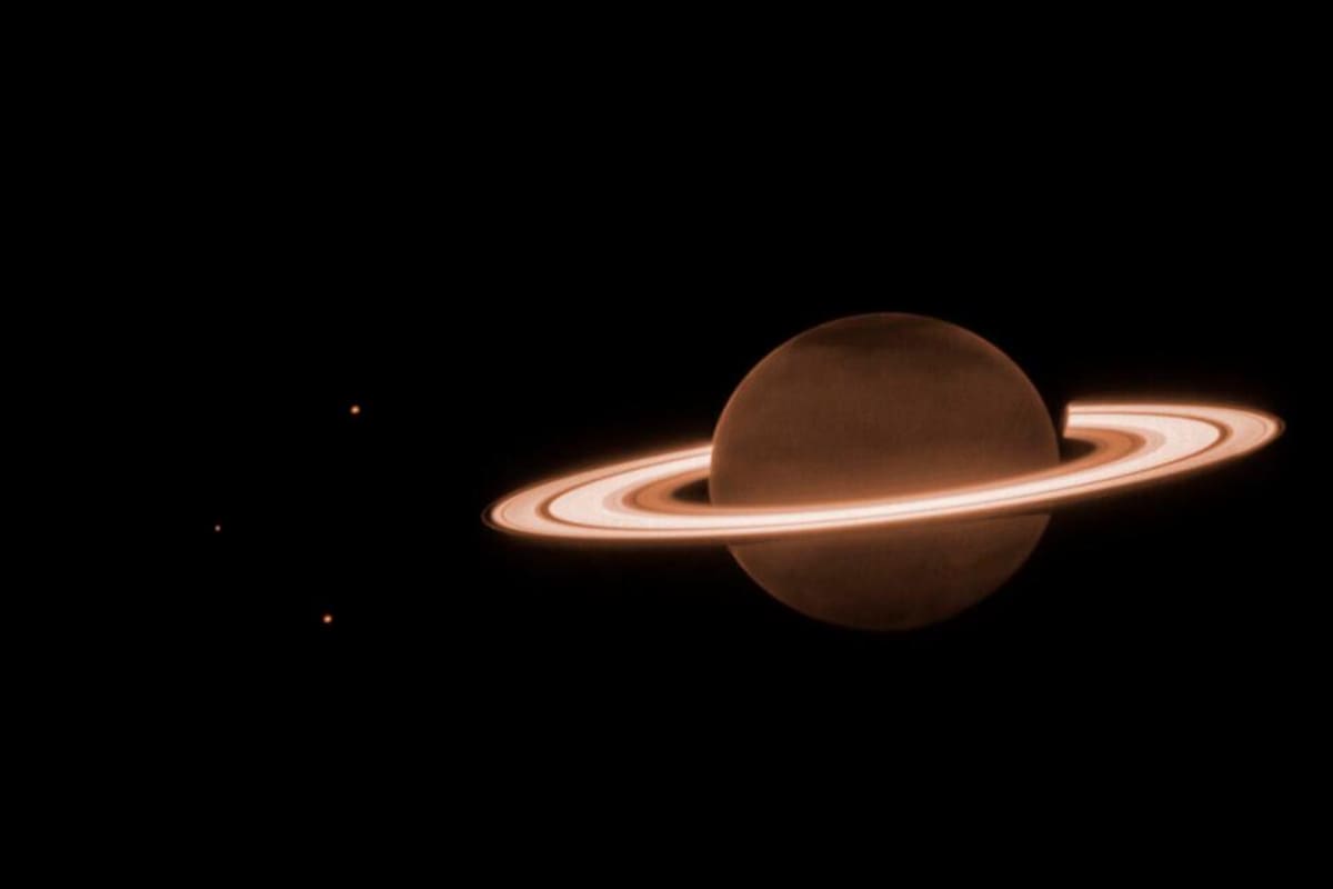 James Webb retrata a Saturno como nunca antes se había visto