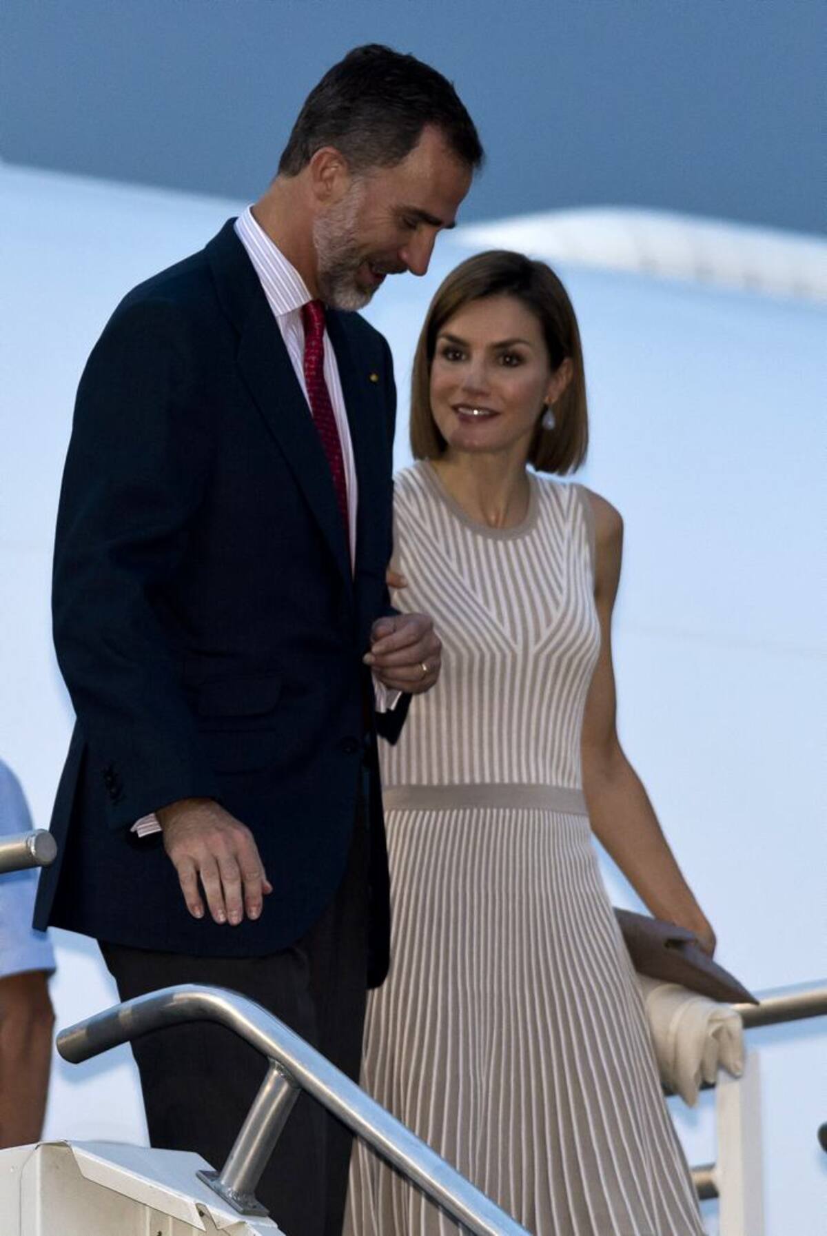 Rey Felipe VI y la reina Letizia. AFP OMAR TORRES