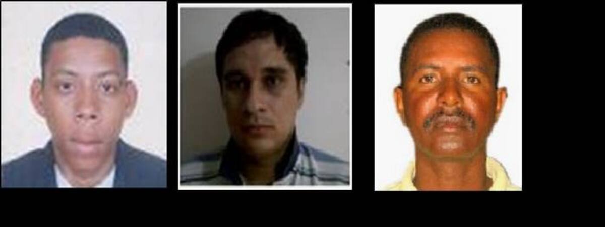 De izquierda a derecha: Luis Alejandro Mendoza Suárez, alias el Alex ,James Breinei Zea, alias Pablo y Richard de Ávila Suárez. cortesia MECAR