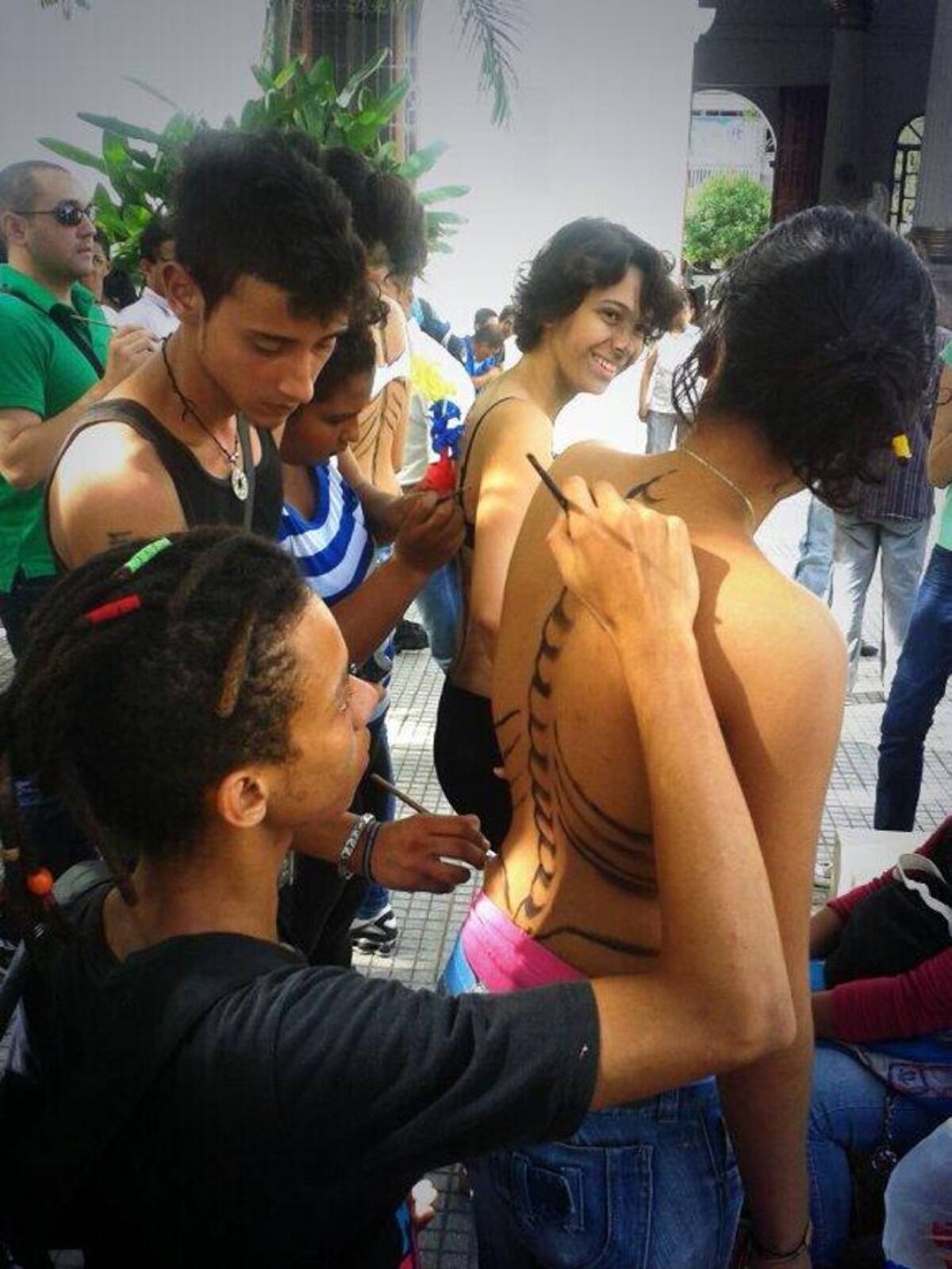 Los jóvenes se hicieron sentir con su protesta. CORTESÍA
