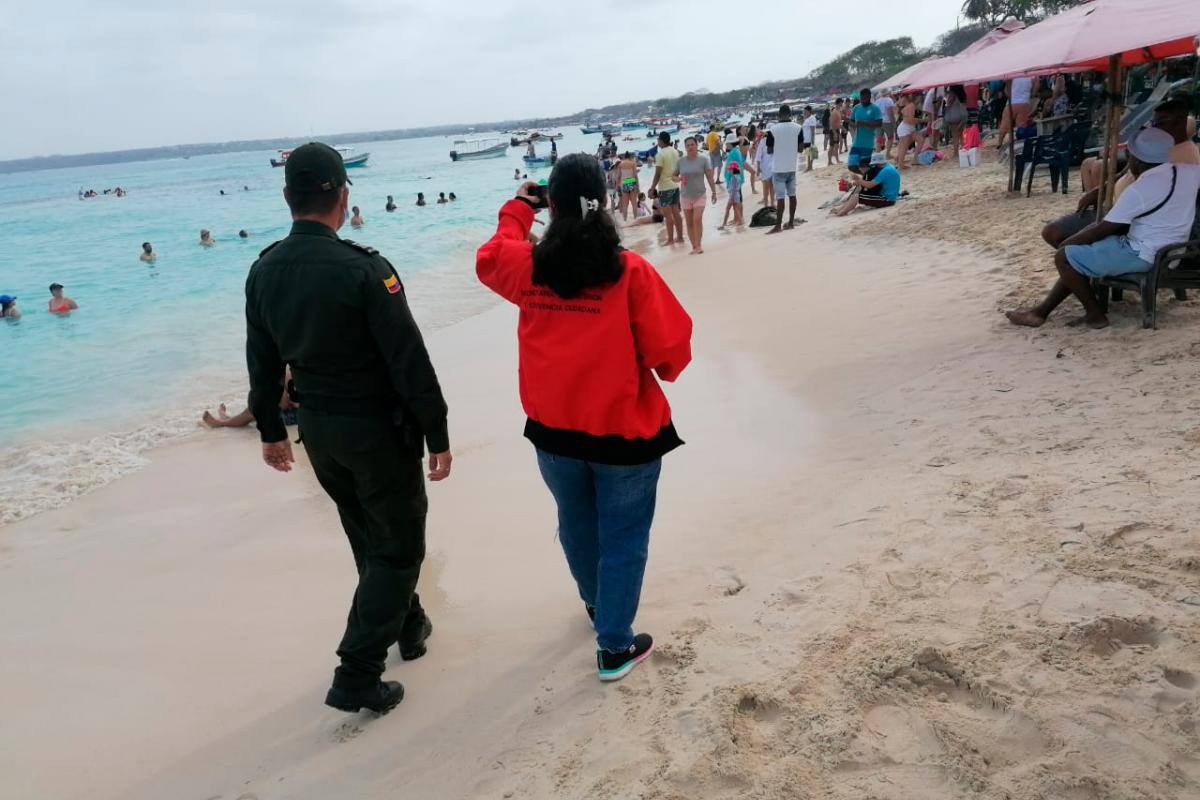 Acceso a Playa Blanca en Semana Santa, bajo control del Distrito