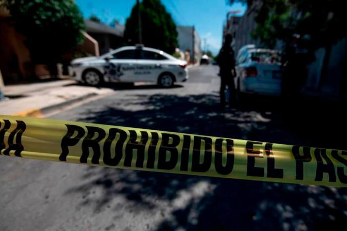 En hieleras encuentran restos de dos hombres en México