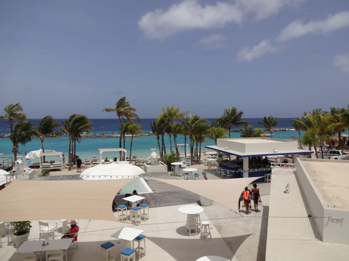Mambo Beach.