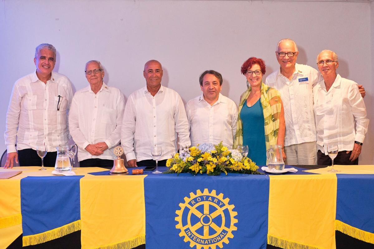Transmisión de mando en el Club Rotario de Cartagena