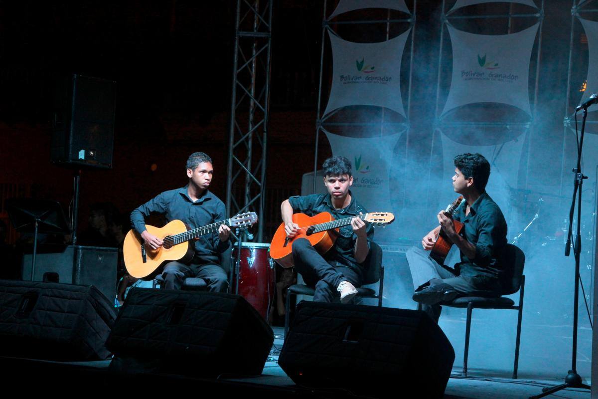 ¿Amas la música de guitarras? Hay un evento para ti en la ciudad