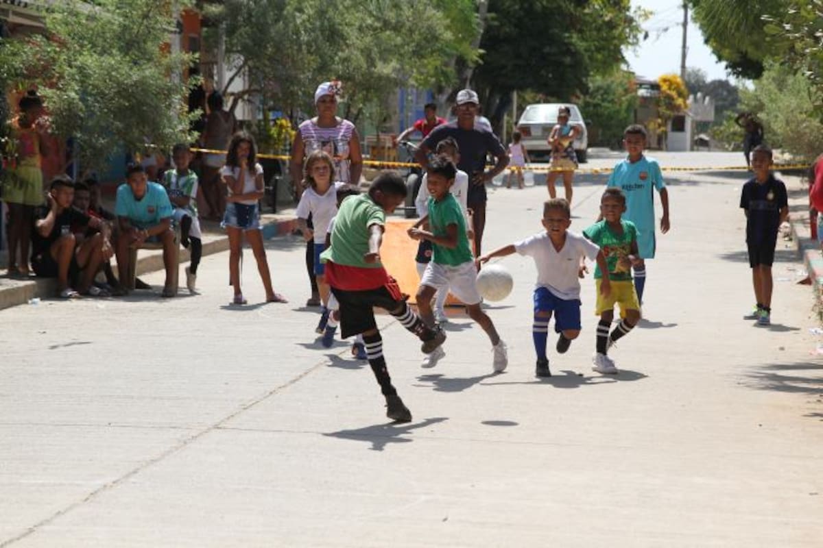 El campeonato de golito que premia con útiles escolares en Turbaco