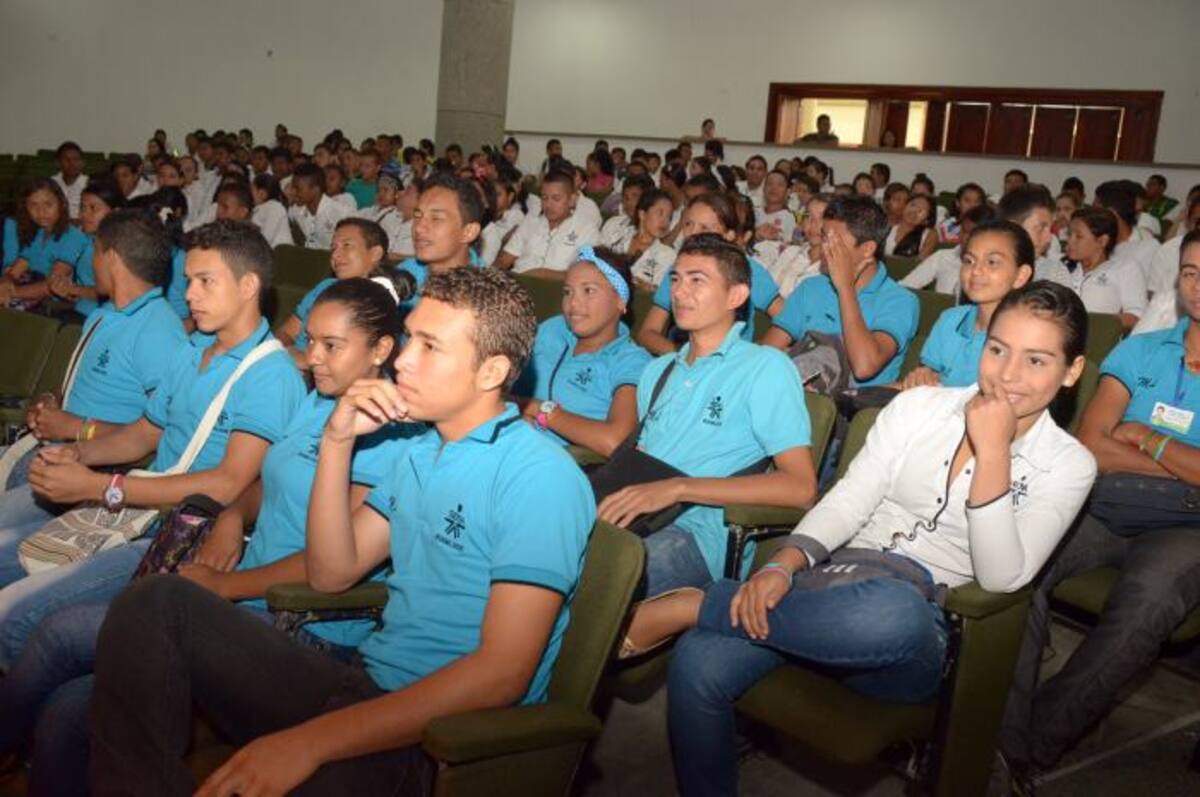 Los jóvenes sincelejanos durante el taller de Habilidades para la Vida. CORTESÍA/