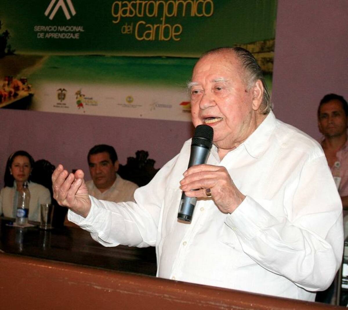 El historiador Lácydes Moreno Blanco, sabio de la cocina colombiana, falleció a sus 94 años. Archivo El Universal