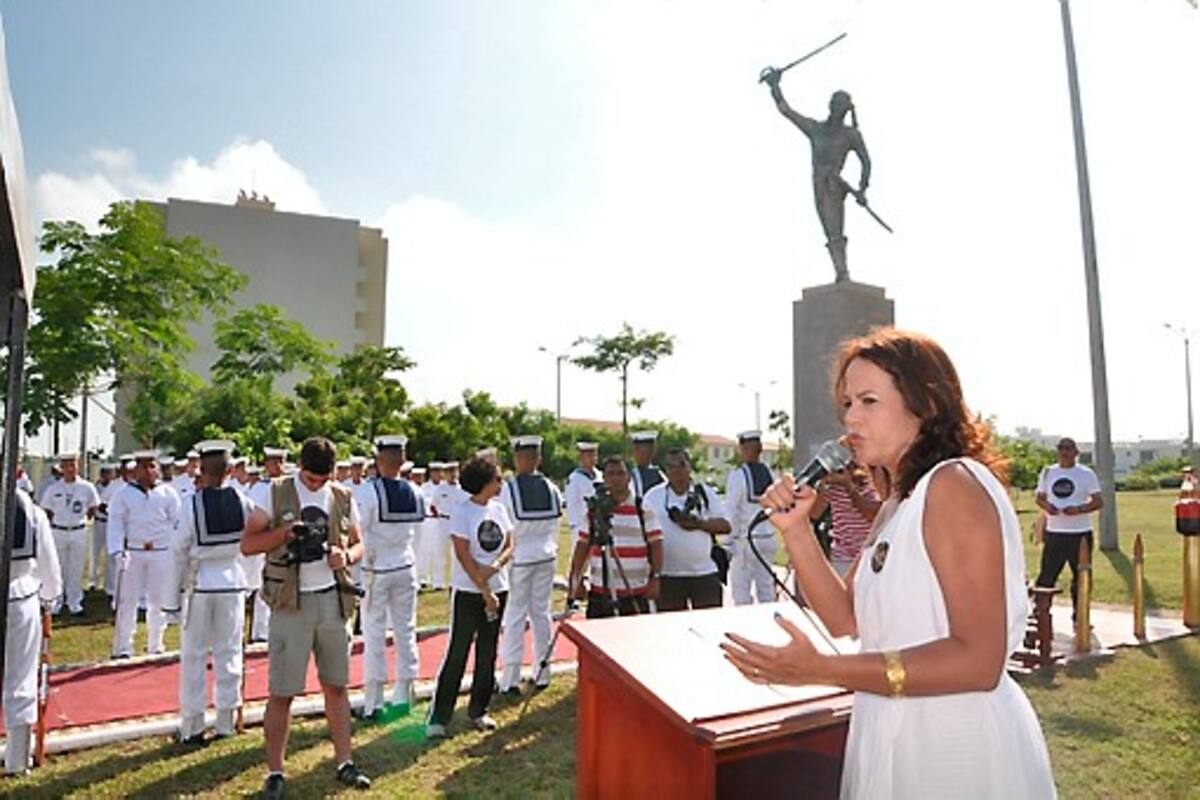 Los actos fueron presididos por la alcaldesa de Cartagena, Judith Pinedo Flórez, y altos mandos de la Armada Nacional. CORTESÍA