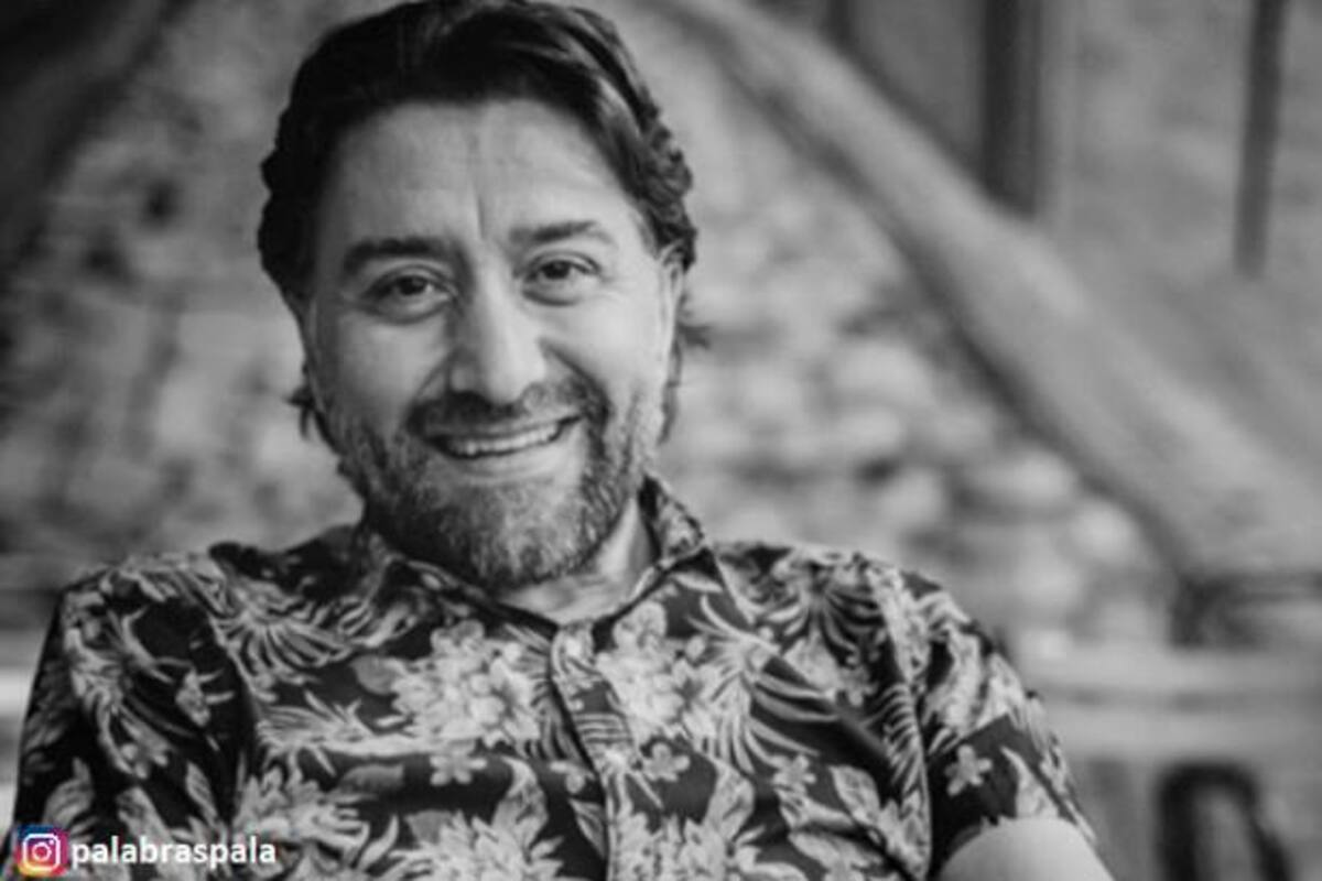 Cantautor colombiano Carlos Palacio recibe premio internacional de poesía
