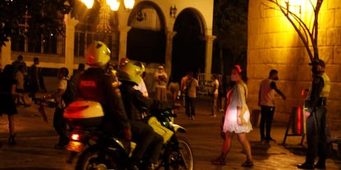 Distrito estudia implementar toque de queda para jóvenes