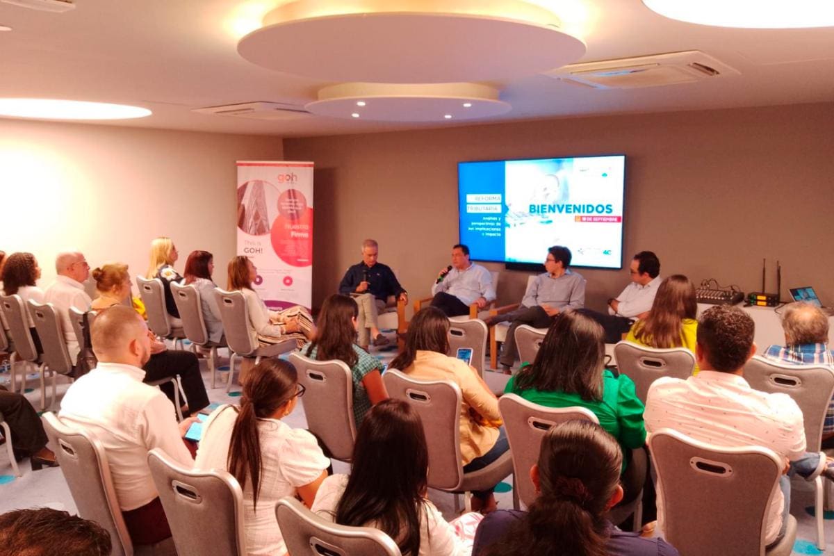 Expertos se reunieron en Cartagena para discutir sobre la reforma tributaria