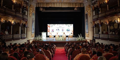 Así fue el foro del Centro Histórico en el Teatro Adolfo Mejía de Cartagena