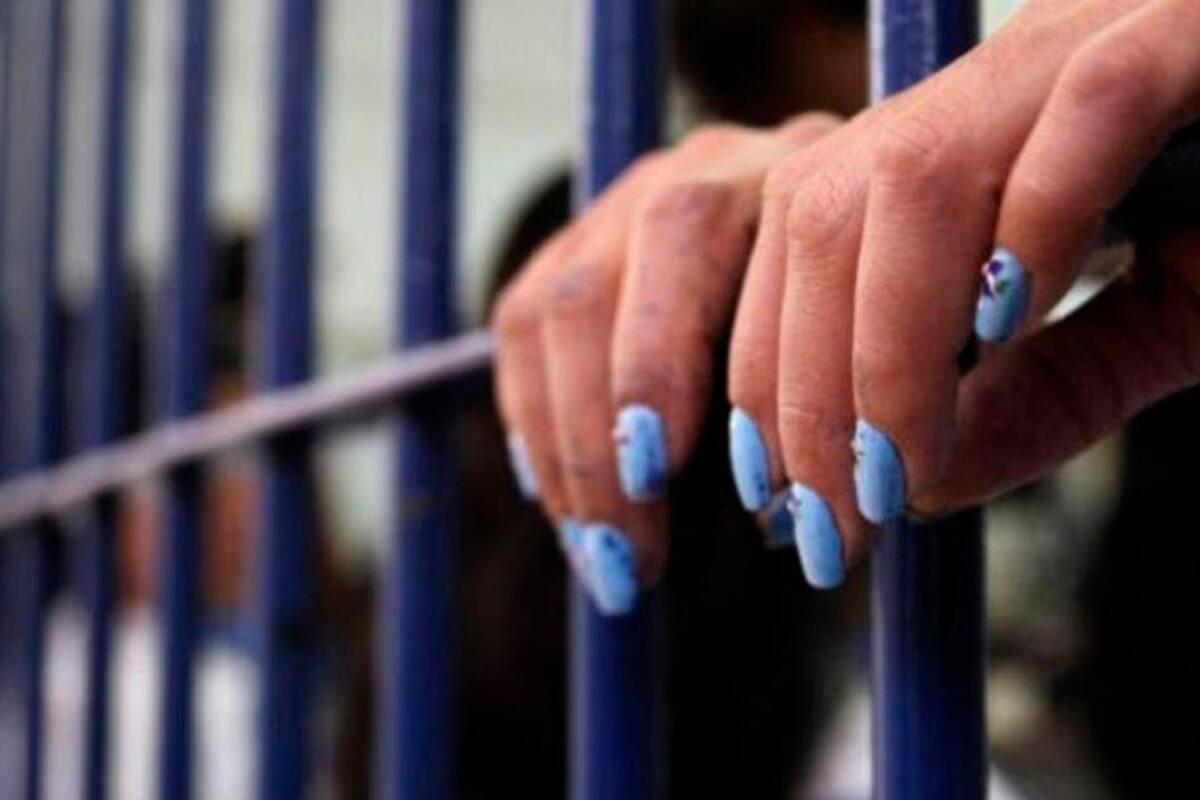 Mujer habría matado a su hija de cuatro años: es enviada a prisión