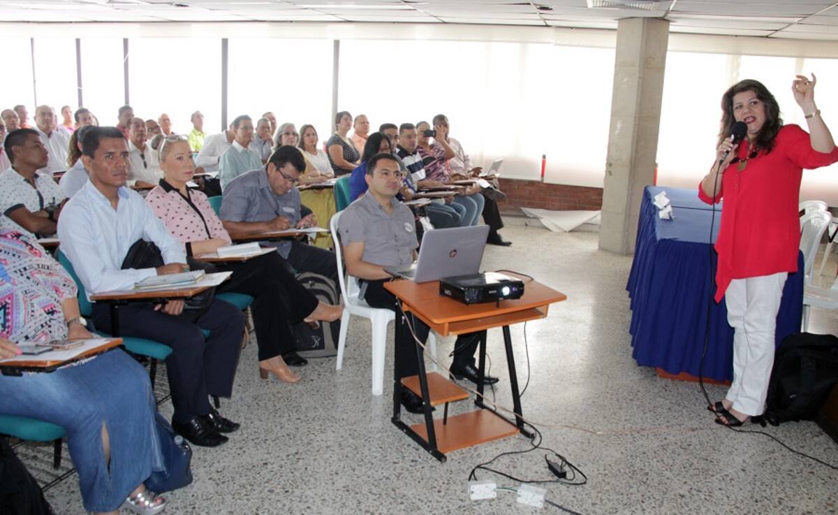 Representantes de diferentes religiones y cultos participaron en el encuentro en la Gobernación de Sucre. El Universal