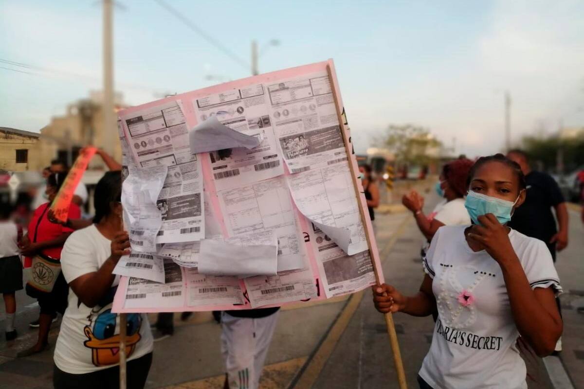 Habitantes del barrio Boston levantan bloqueo en la Pedro de Heredia
