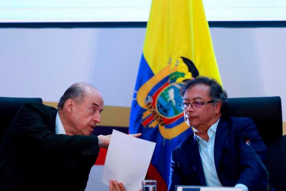 Polémica con Israel: ¿Petro o Leyva, quién es el canciller de Colombia?
