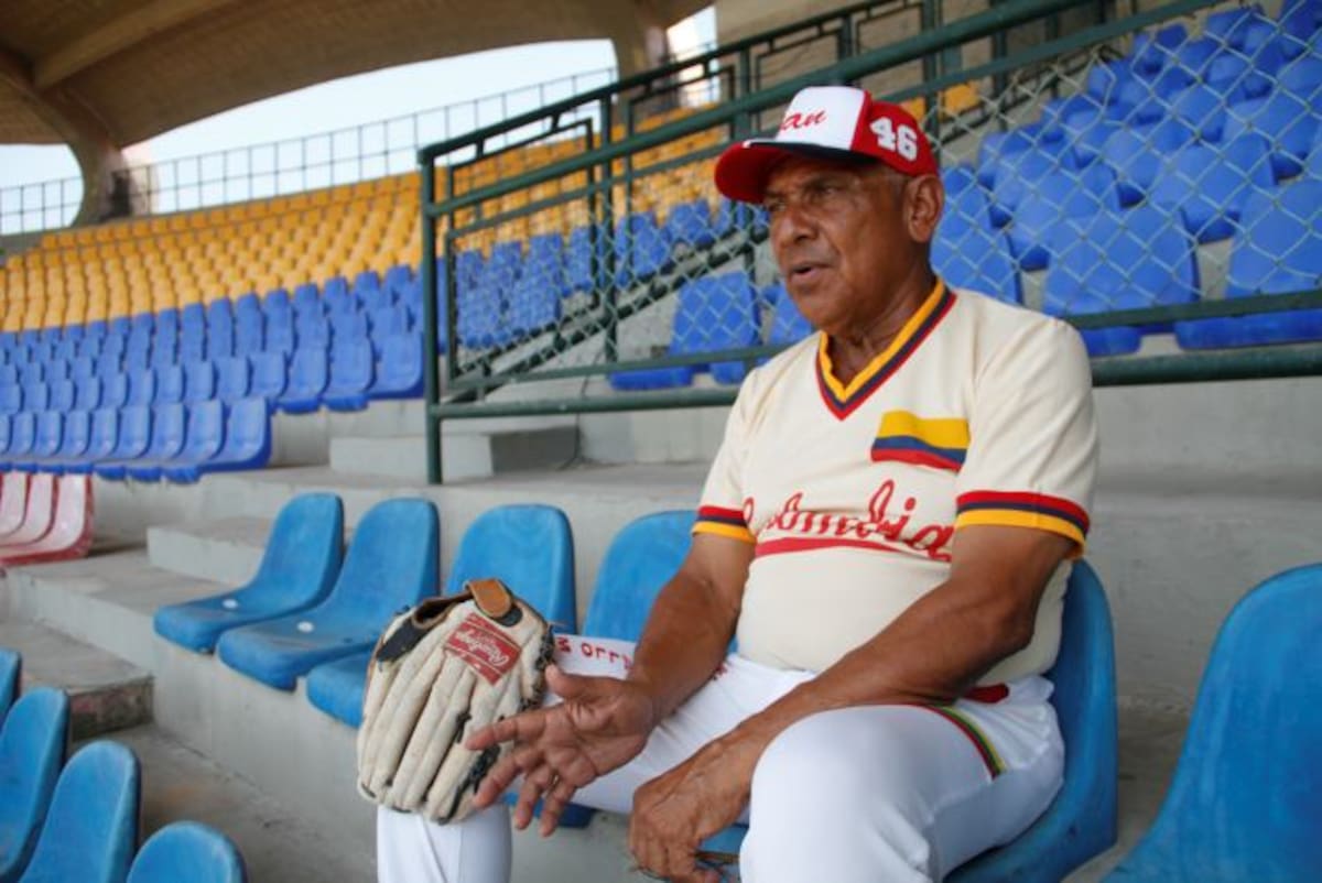 Isidro Herrera regresó al estadio 11 de Noviembre, en donde hace 50 años lanzó para ganar en la Serie Mundial. OSCAR DÍAZ/EL UNIVERSAL