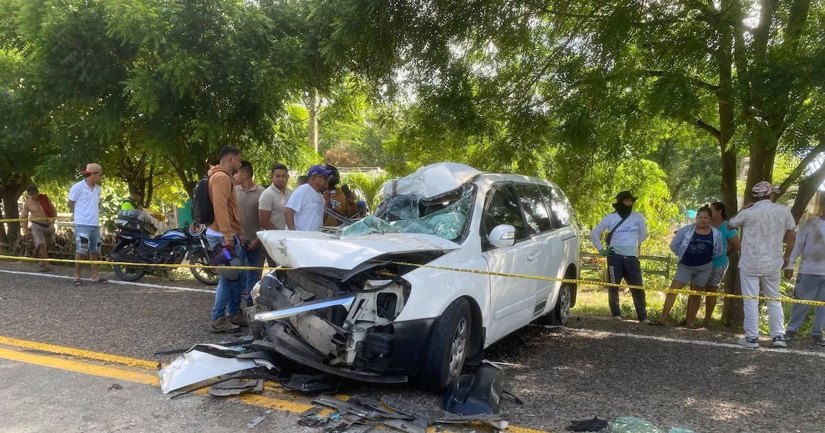 Padre e hija, las víctimas del fatal accidente entre una volqueta y vans