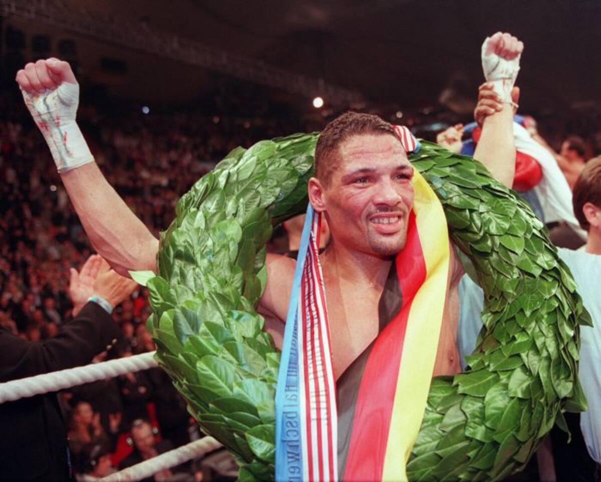 El fallecido Arturo Gatti y el cinco veces campeón mundial Virgil Hill fueron elegidos el lunes para ingresar al Salón de la Fama del Boxeo Internacional. AP