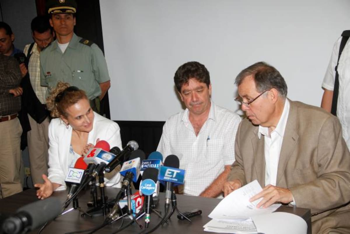 El otrosí a los contratos con los consorcios de aseo originó investigaciones por parte de la Contraloría General y la Procuraduría. ARCHIVO