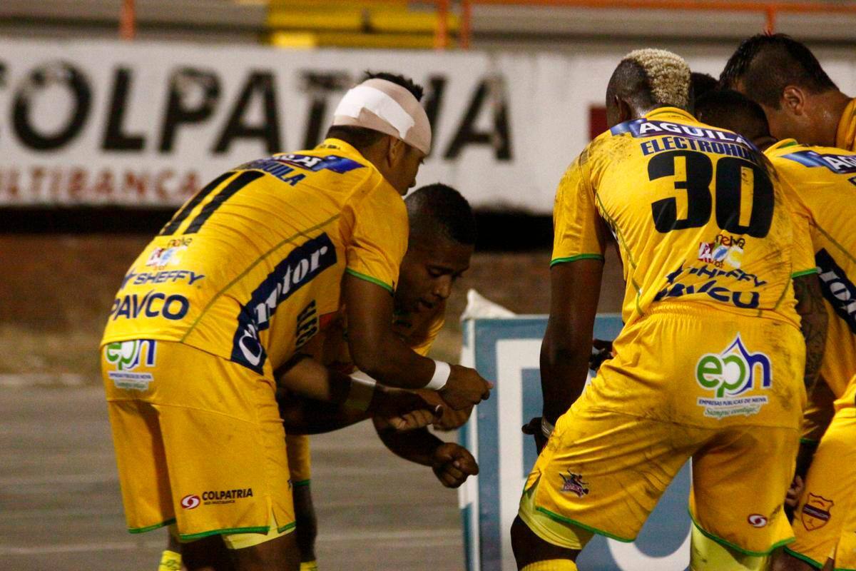 Atención: equipo extranjero se apodera del Atlético Huila