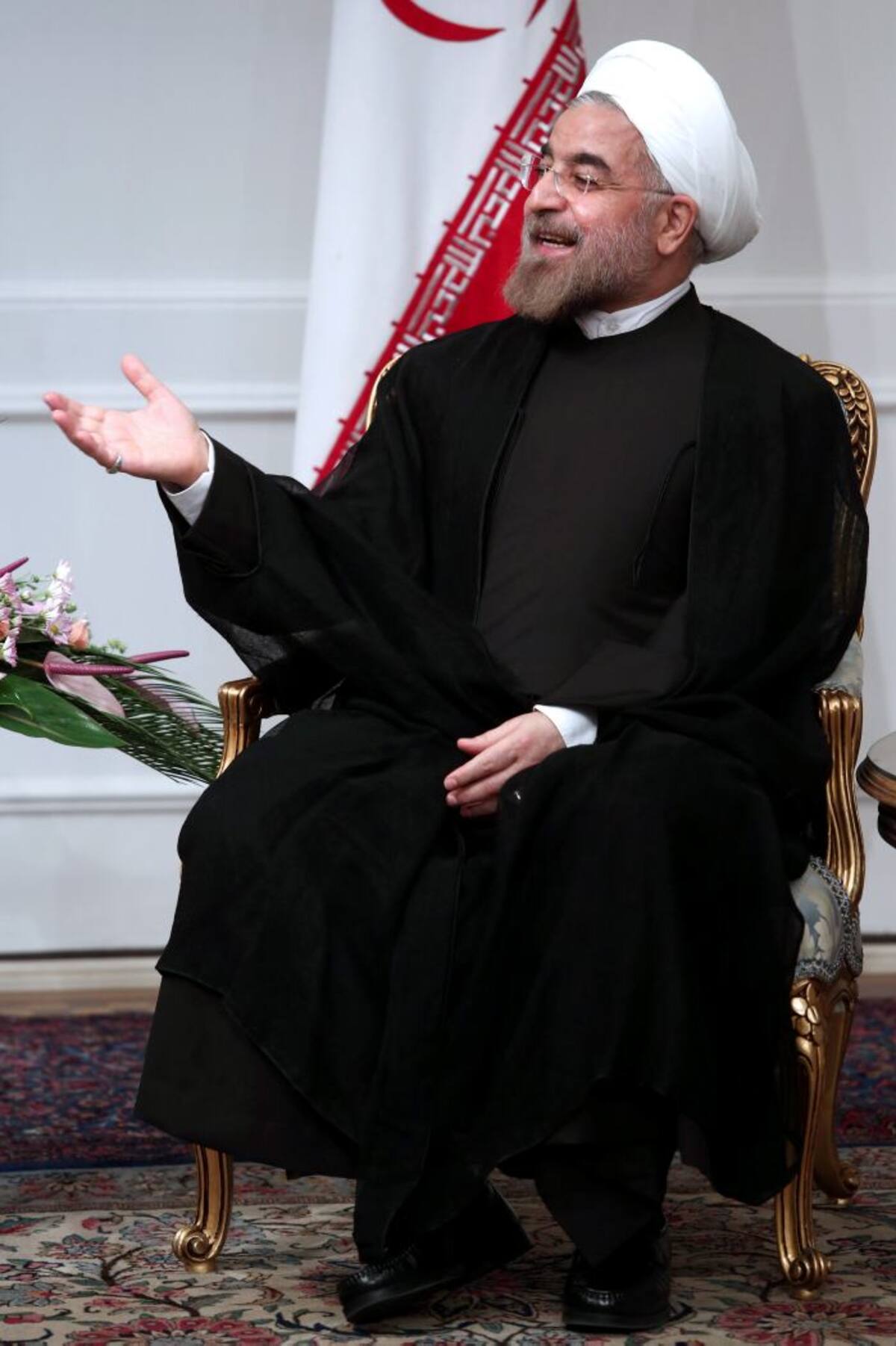 Rouhani fue elegido en junio y avalado el sábado por el Líder Supremo del país, lo que le permitió actuar como presidente. AP Ebrahim Noroozi