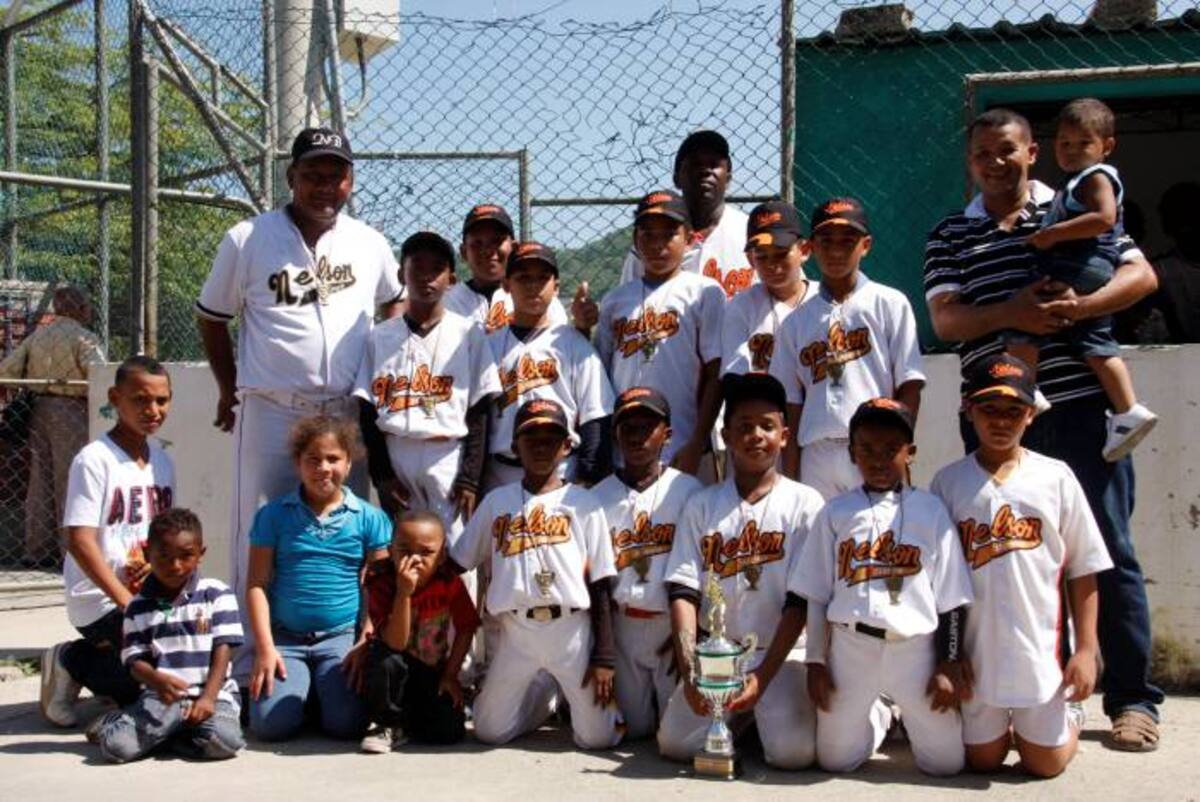 Nelson Blanco, equipo campeón. Zenia Valdelamar