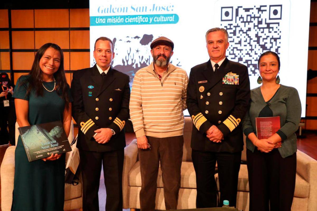 Conversatorio sobre el galeón San José en la FilBo. // Foto: Cortesía