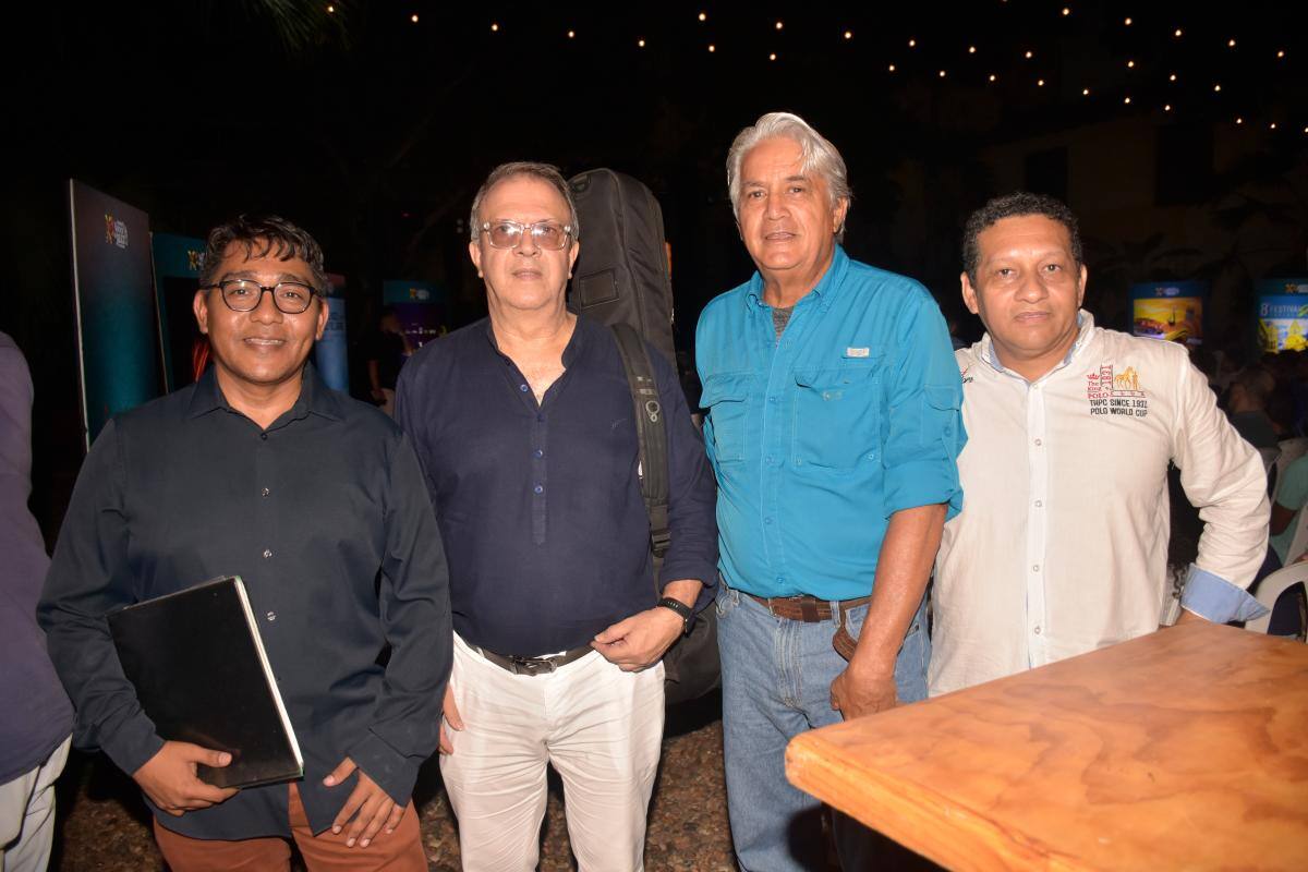 Pablo Armarales, Miro Pablo, Haroldo Rodríguez, y René Arrieta.