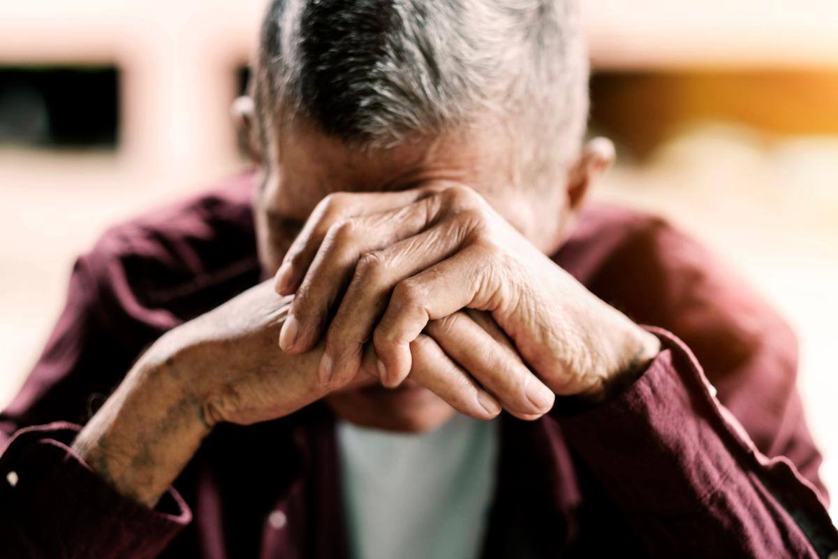 Preste atención a la salud mental de los adultos mayores