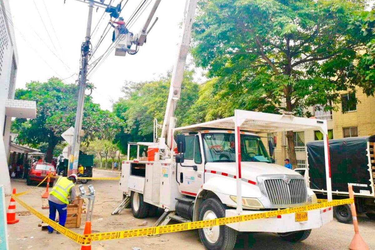 Electricaribe instala nuevas redes en los circuitos Cordialidad y Arboleda