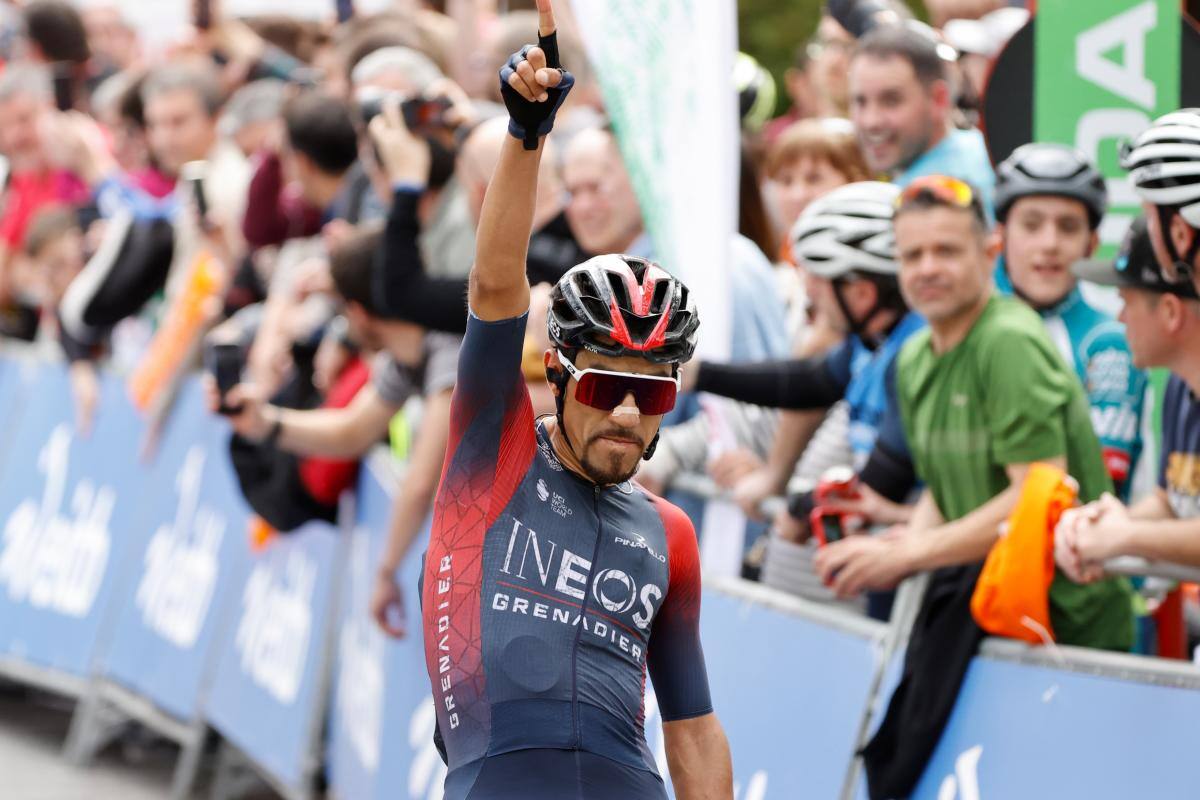 Daniel Martínez espera estar bien en la montaña en el Tour de Francia