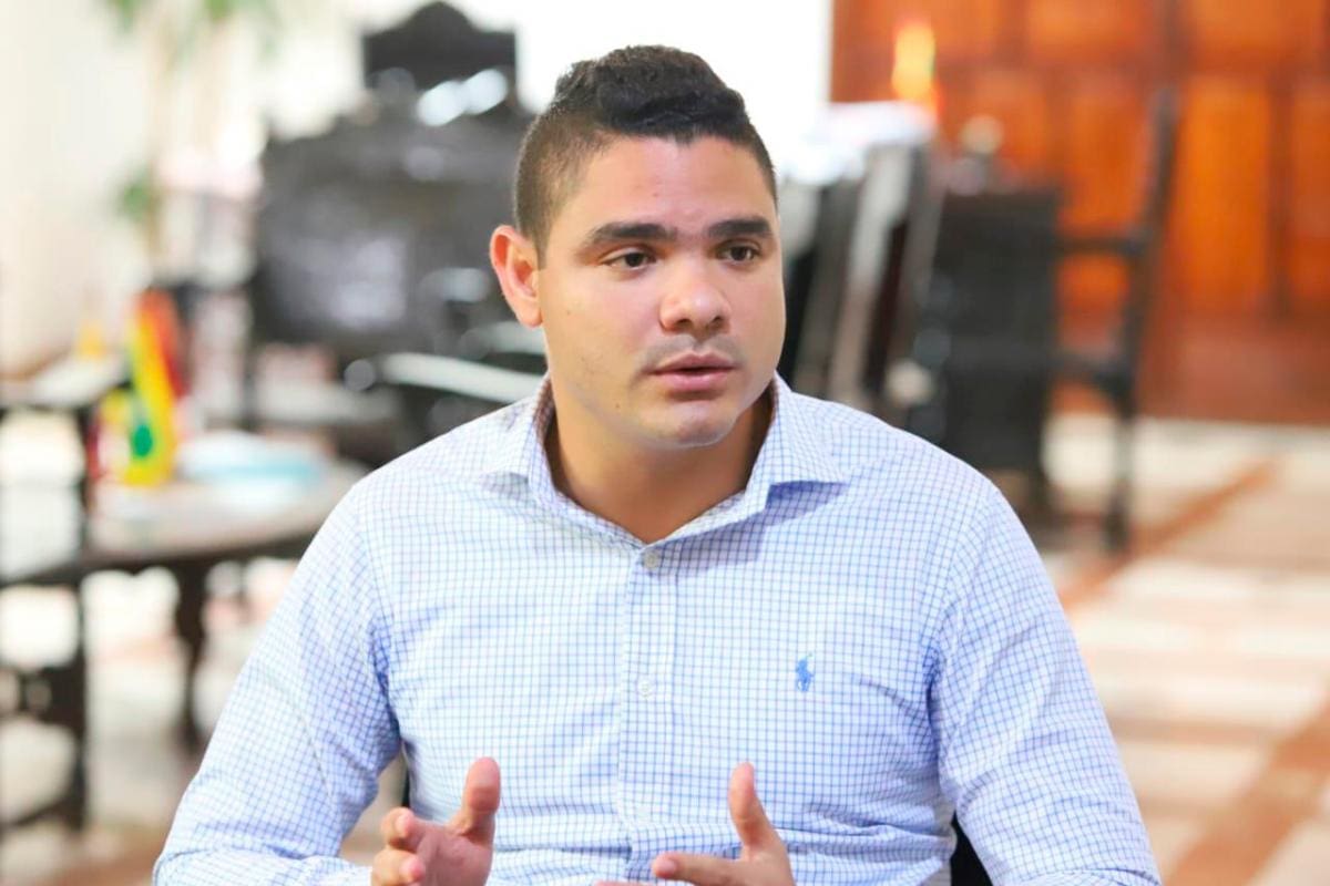 Alcalde local pide a mototaxistas acatar prohibición del parrillero