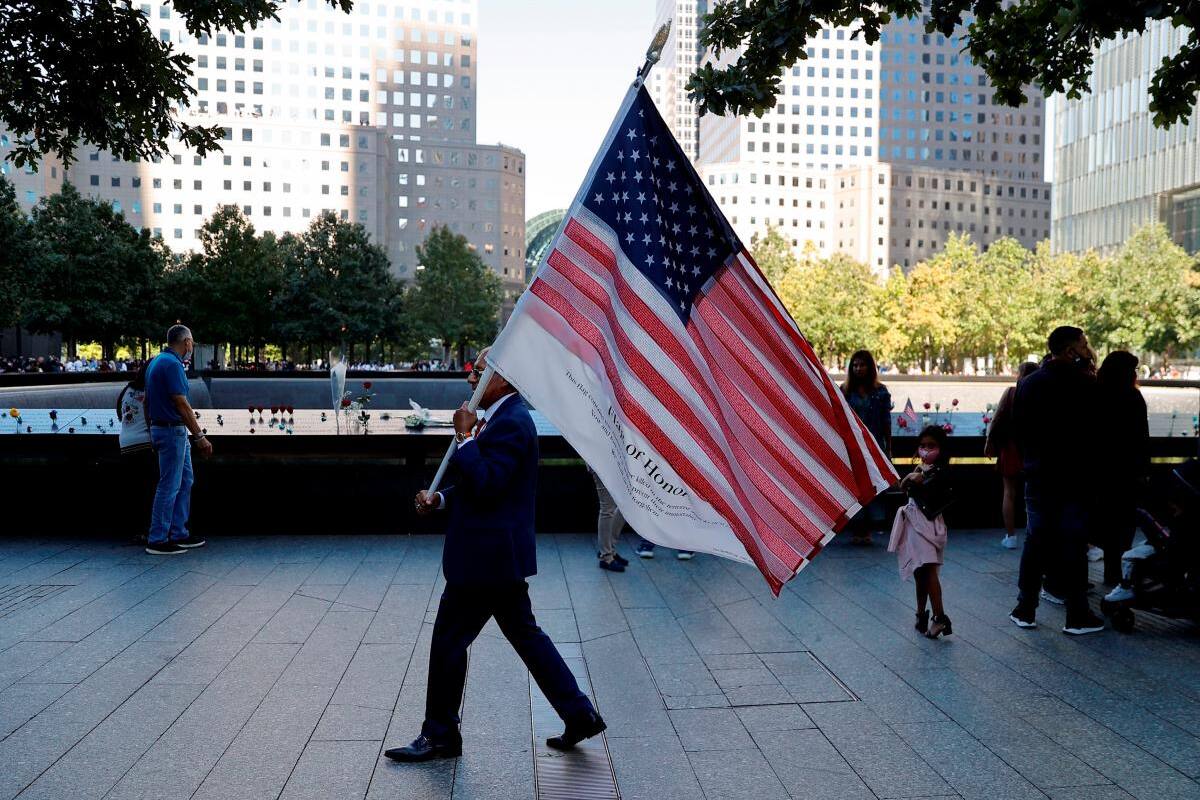 El colombiano que rescató un cadáver el 11S y cada año regresa a la Zona Cero